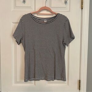 Old Navy Stripped T-Shirt